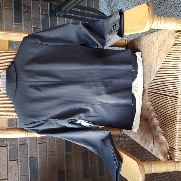 Worthington, black pinstrip blazer, size 8 - Picture 2 of 7
